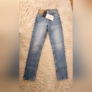 Vero Moda Tracy Slim Straight Jeans 26 x 32 NWT